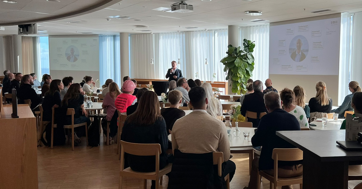 Dansk Standards kickoff-møde den 21. september 2026  om spild på byggepladser. 